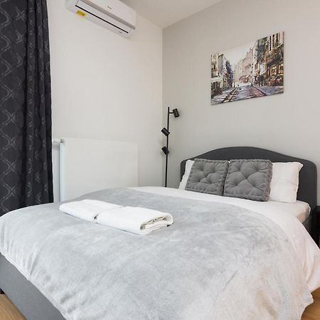Apartments Nearto Main Railway Station Krakow Exterior photo